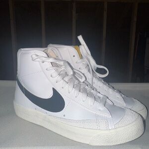 Nike Women’s Hightop Blazers